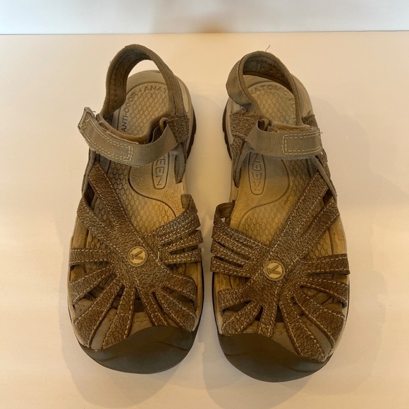 Keen Shoes - Keen Casual Closed Toe Sport Hiking Sandals Tan Women's, Size 7.5